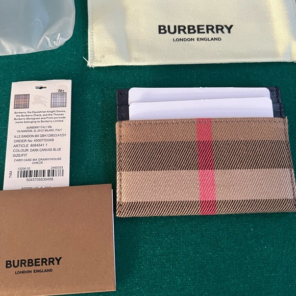 Burberry London England Blue Card Holder - Picture 2 of 4